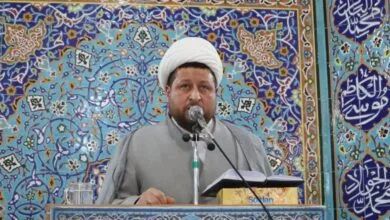 مسئولان مراقب سفره مردم باشند