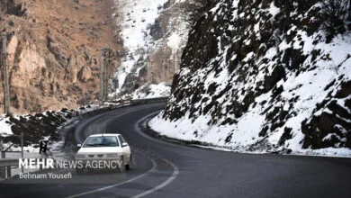 بارش برف در ۹ محور مواصلاتی؛ ترافیک سنگین در محورهای شمالی