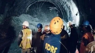بر اثر ریزش تونل در هند، ۸ کارگر محبوس شدند