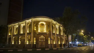 گشت و گذار میان تندیس‌های سنگی تا تابلوهای رنگارنگ
