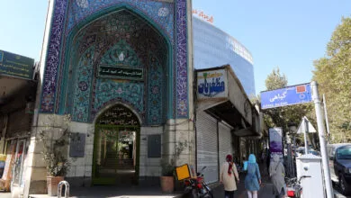 در این مسجد همیشه به روی مردم باز بود
