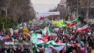 امروز مردم هوشیار ایران اقتدار خود را به رخ دشمنان کشیده اند
