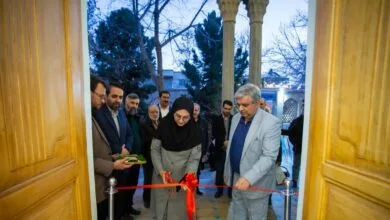 نمایشگاه آثار منتخب «جشنواره زاینده بود» گشایش یافت نمایشگاه آثار منتخب «جشنواره زاینده بود» گشایش یافت
