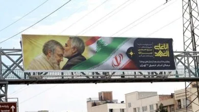 اکران «ز پیمان نگردند ایرانیان» و «انا علی العهد» در بیلبوردهای تهران